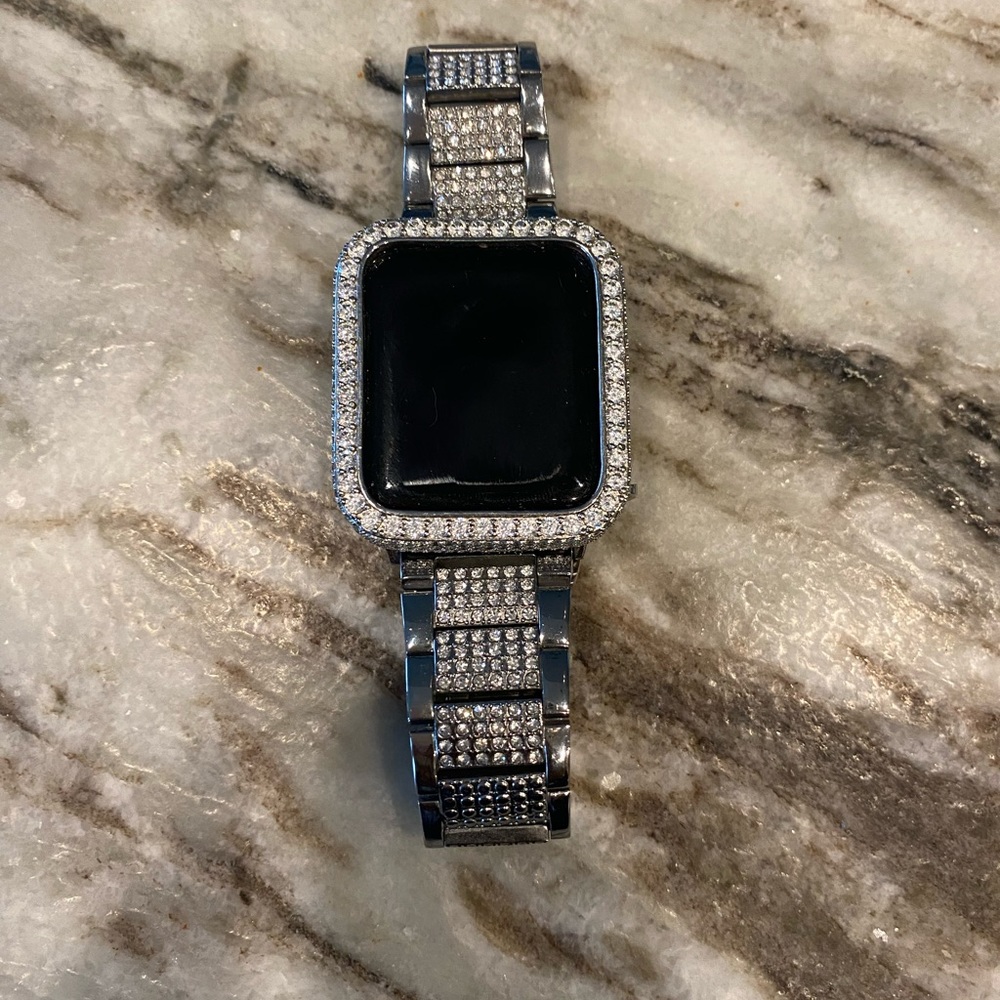 Apple Watch with lab diamonds band - Picture 2 of 7